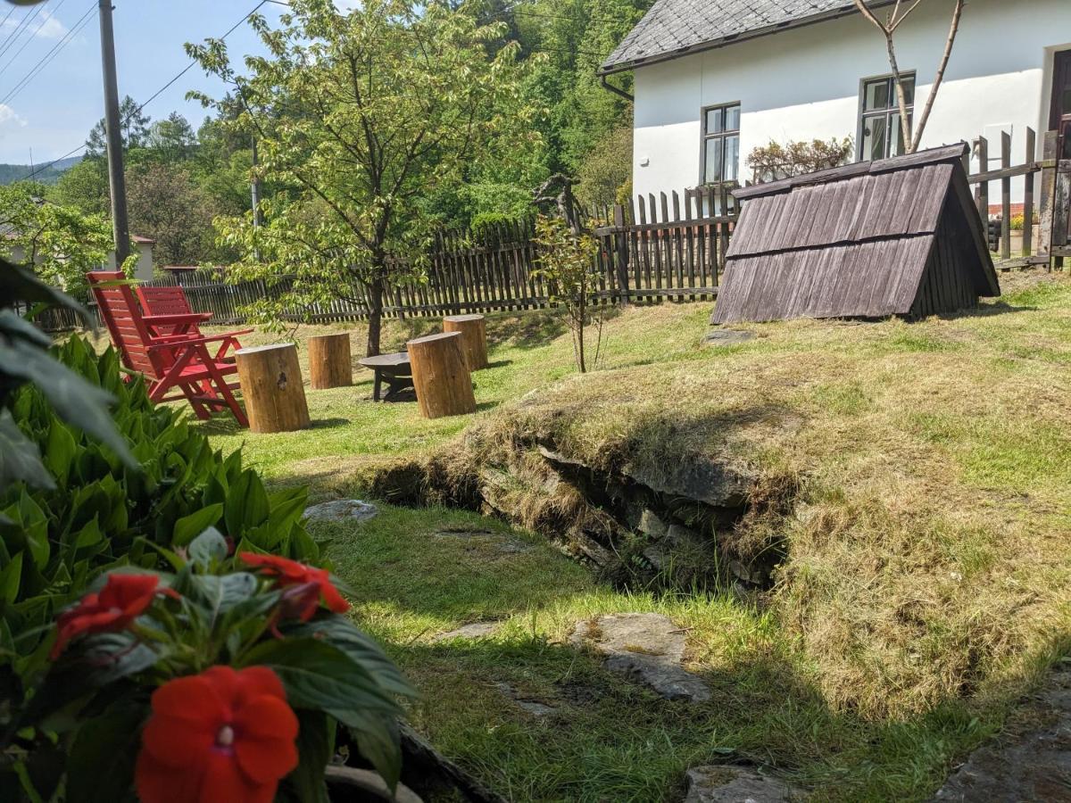Chaloupka Na Konci Sveta Villa Raskov Ngoại thất bức ảnh